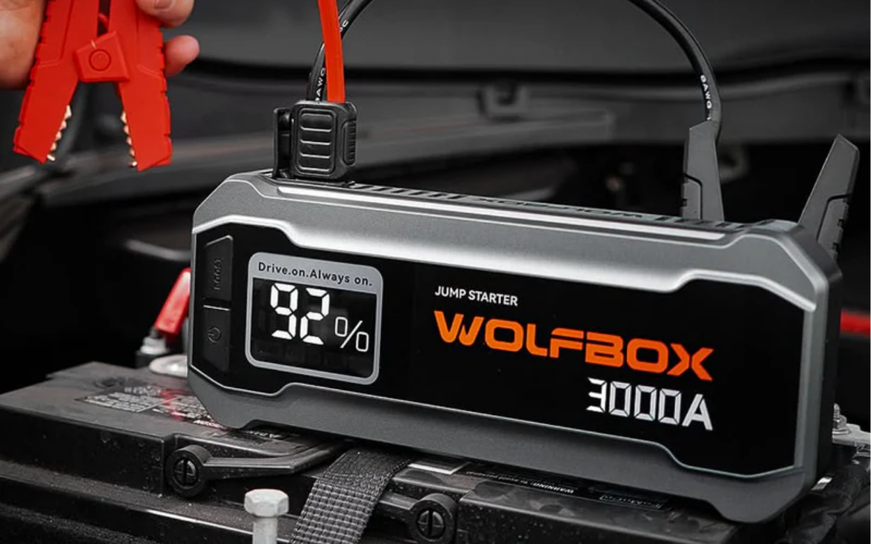 WOLFBOX MegaVolt16: 2-in-1 starthulp en luchtcompressor